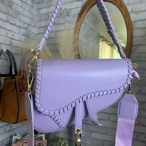 Purple saddle bag ( comes with a strap)